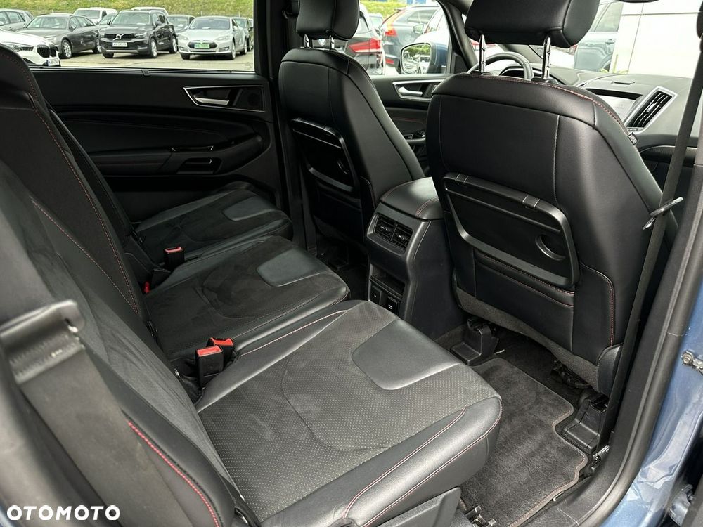 Ford S-Max - 22