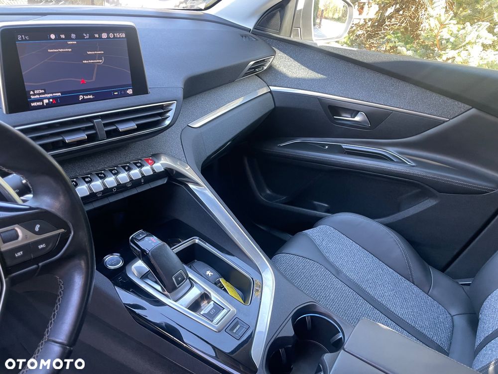 Peugeot 5008 1.5 BlueHDI Crossway S&S EAT8 - 23