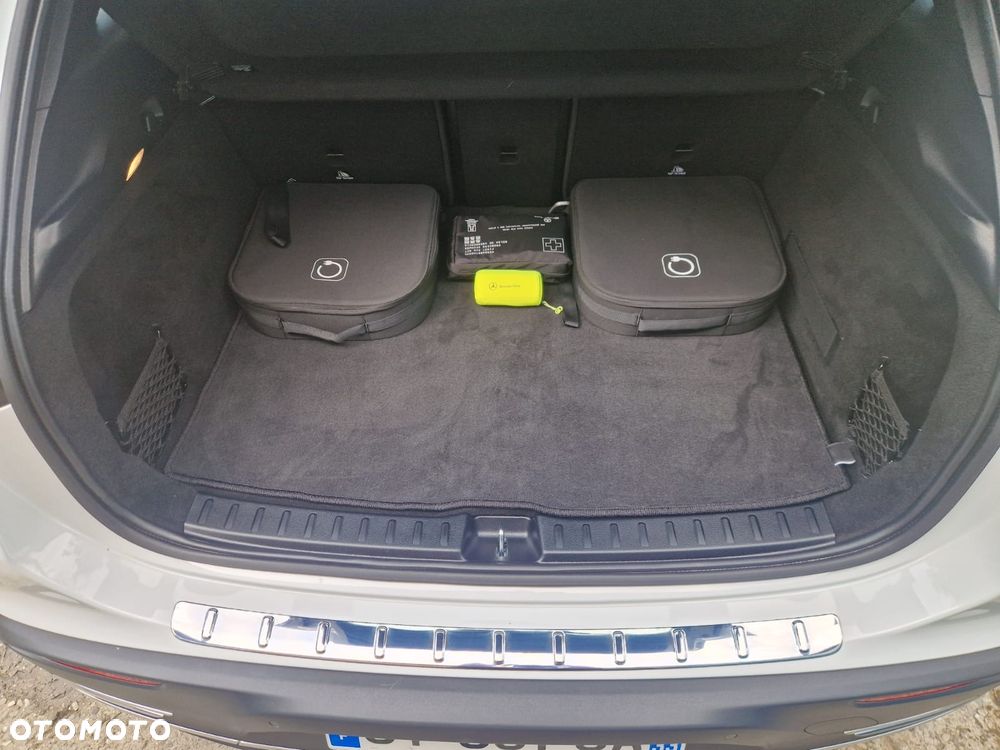 Mercedes-Benz EQA 250+ - 29
