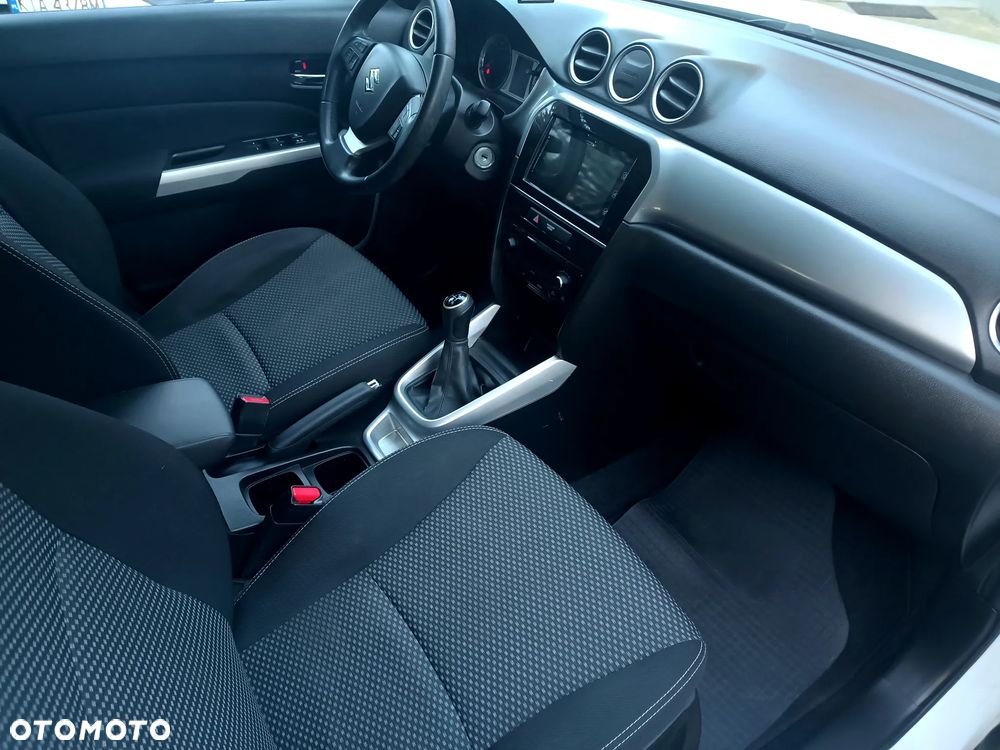 Suzuki Vitara - 10