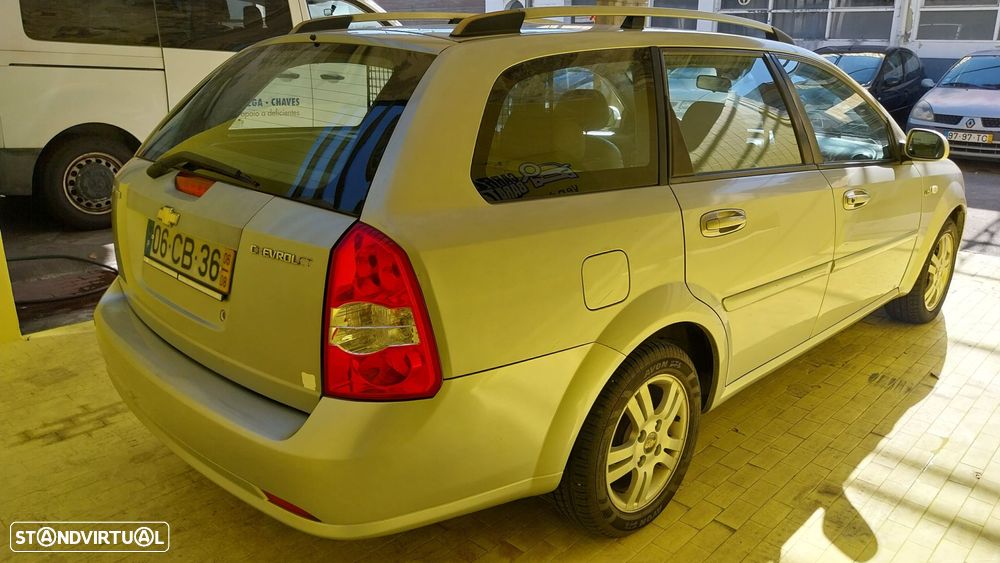 Chevrolet Nubira SW 1.6 CDX - 23