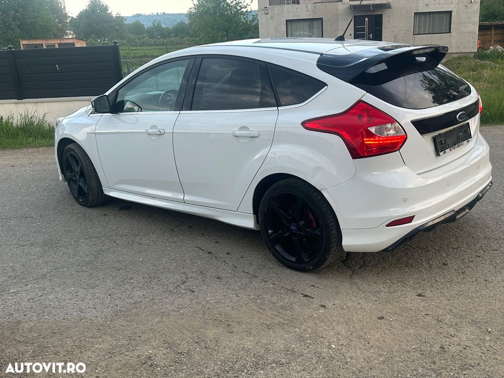 Ford Focus 2.0 TDCi DPF Start-Stopp-System Titanium - 4