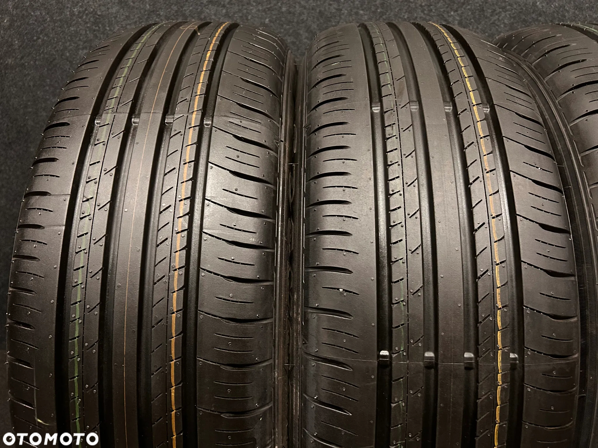 Opony letnie Dunlop Grandtek PT30 225/60/18 100H 4szt. Nowe! - 2