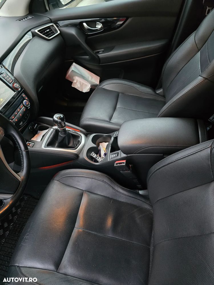 Nissan Qashqai 1.5 DCI TEKNA - 25