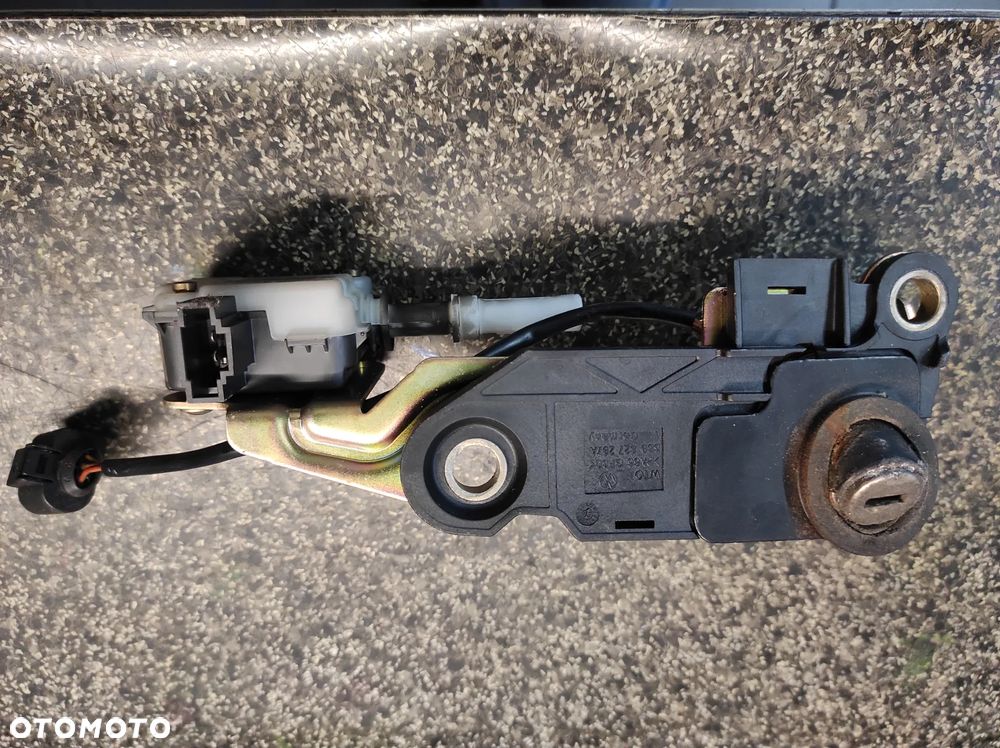 ZAMEK WKŁADKA ZMAKA KLAPY BAGAŻNIKA VW PASSAT B5 FL 3B9827297A WYSYŁKA !!!! - 1