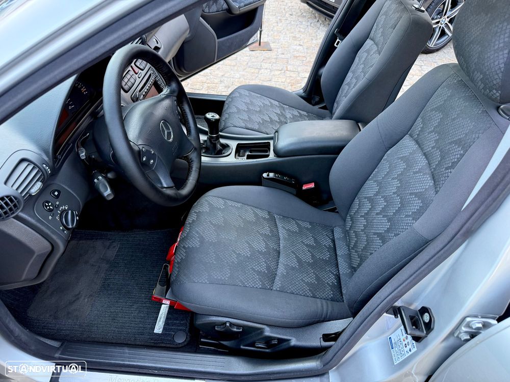 Mercedes-Benz C 220 T CDI Avantgarde - 8