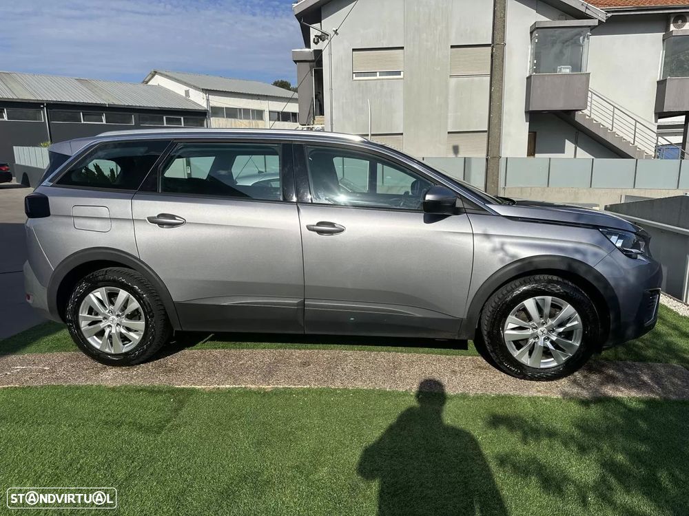 Peugeot 5008 1.2 PureTech Allure - 17