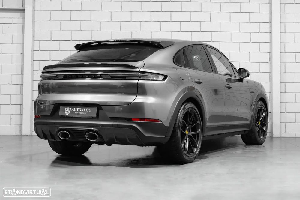 Porsche Cayenne Coupé - 4
