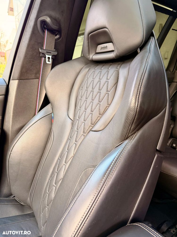 BMW X7 - 16