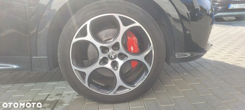 Alfa Romeo Tonale 1.5 T4 GSE mHEV Veloce DCT - 18