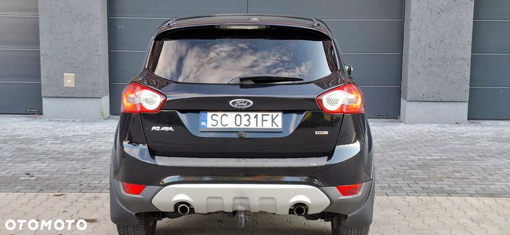 Ford Kuga 2.0 TDCi 2x4 Titanium - 10
