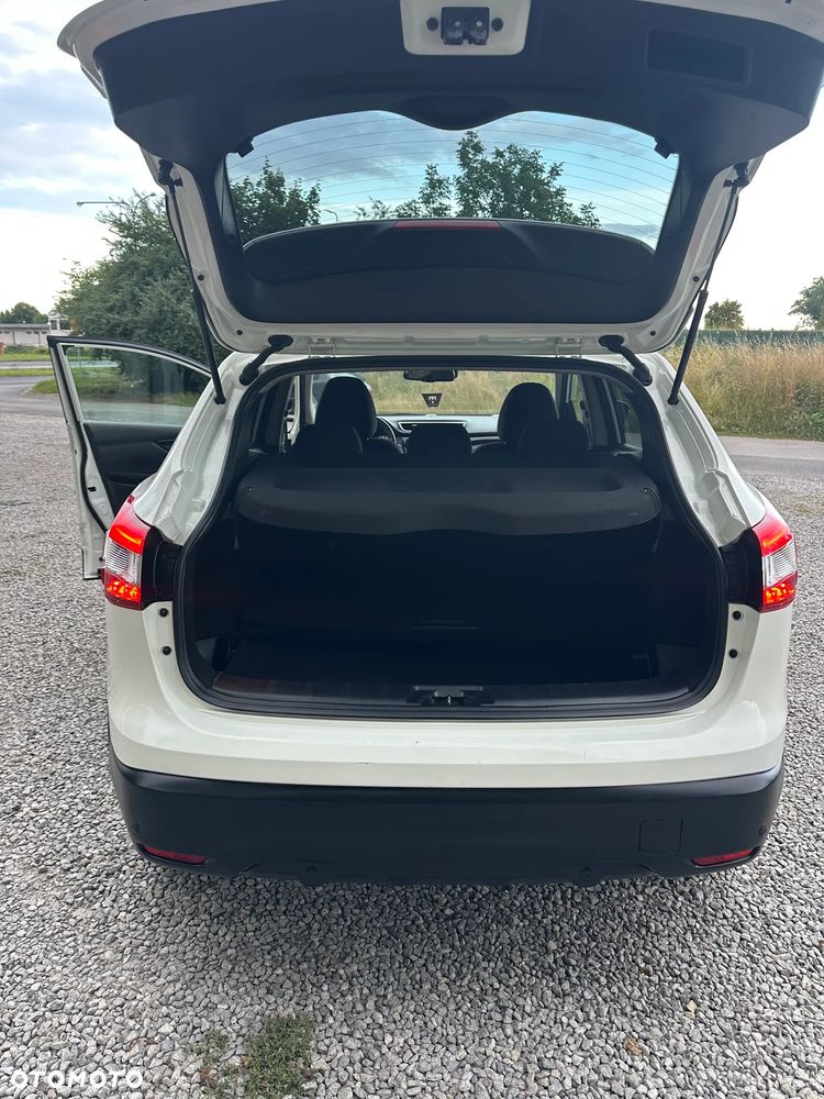 Nissan Qashqai 1.2 DIG-T Xtronic TEKNA - 16