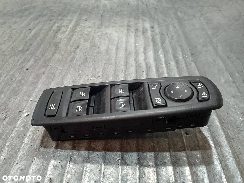 PRZEŁĄCZNIK SZYB LUSTEREK RENAULT LAGUNA III 809610006R 2.0 16V - 5