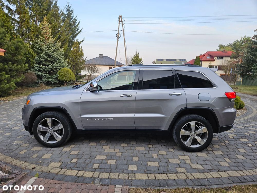 Jeep Grand Cherokee - 8