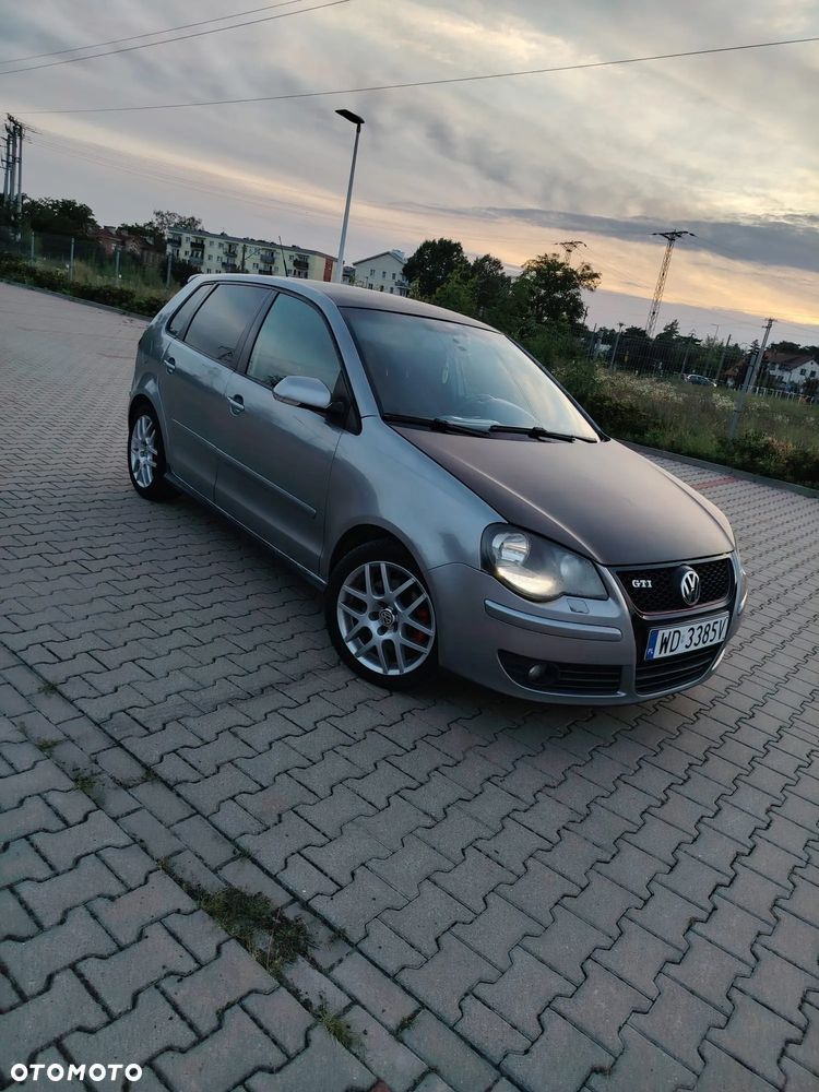 Volkswagen Polo - 3