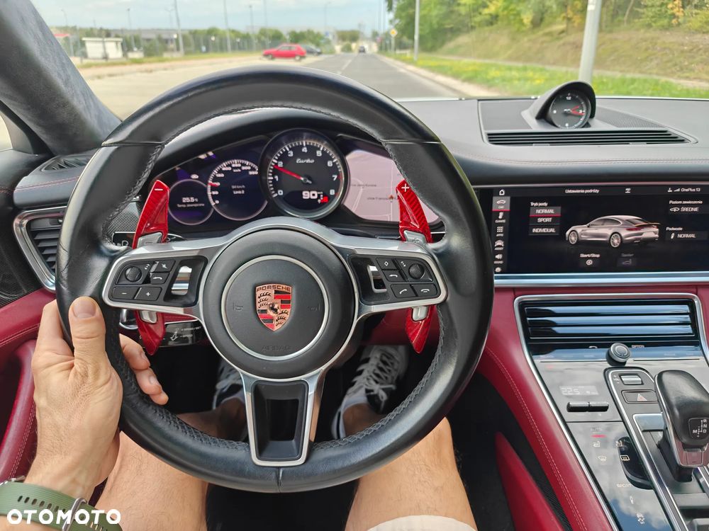 Porsche Panamera Turbo - 5