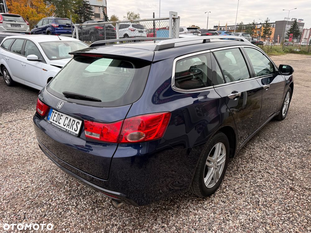 Honda Accord 2010 photo 5