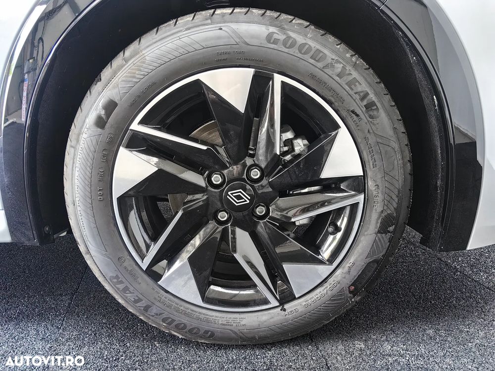 Renault Clio VI TCe 115 EDC Techno - 8