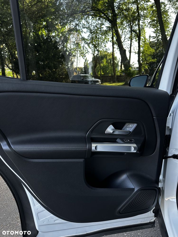 Mercedes-Benz GLB 250 4Matic 8G-DCT AMG Line - 30