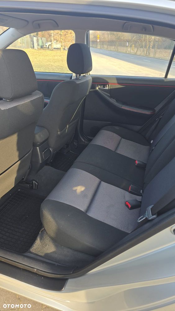Toyota Corolla 1.4 VVT-i - 10