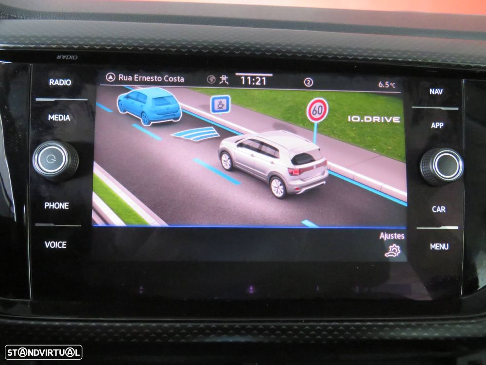 VW T-Cross 1.0 TSI Life DSG - 32