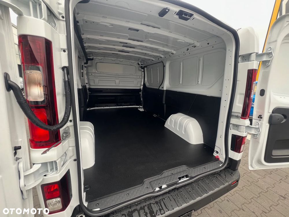 Renault TRAFIC - 11