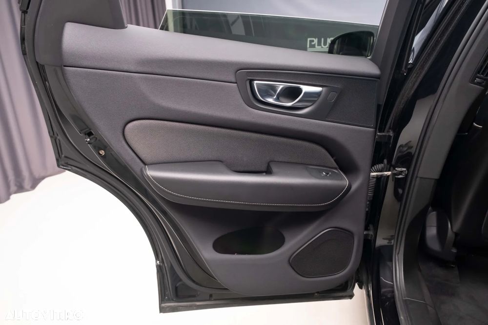 Volvo XC 60 Recharge T8 Twin Engine eAWD Polestar Engineered - 27
