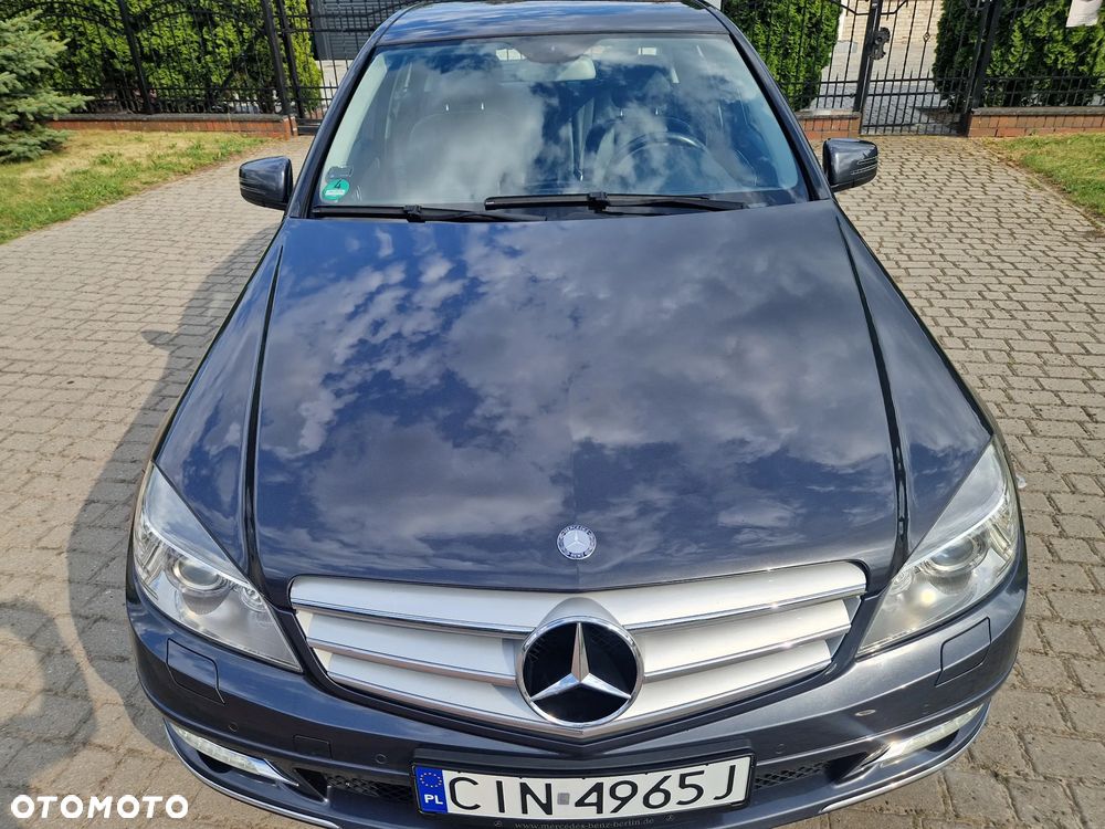 Mercedes-Benz Klasa C 250 CDI 4Matic 7G-TRONIC Avantgarde Edition - 9