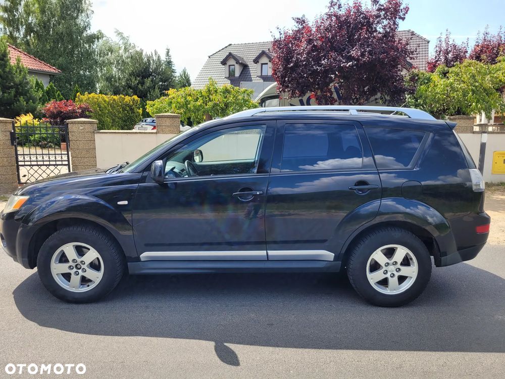 Mitsubishi Outlander 2.0 DI-D 4WD Invite - 6