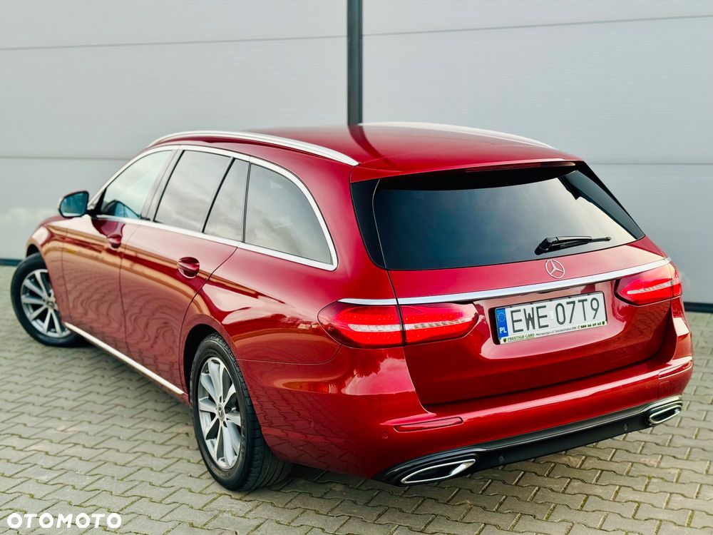 Mercedes-Benz Klasa E 220 d 9G-TRONIC Exclusive - 10