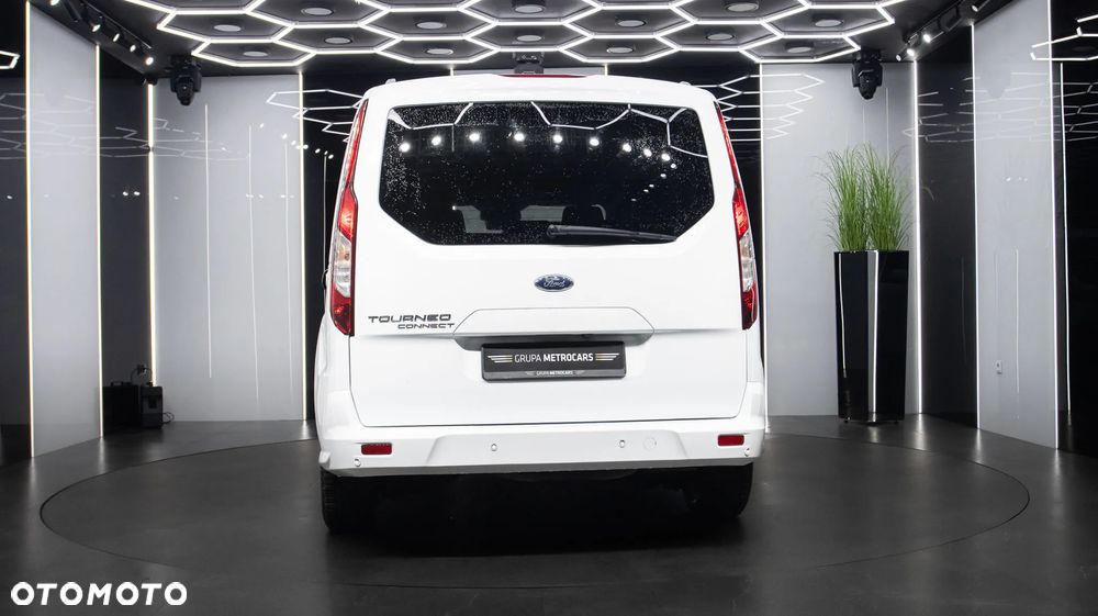 Ford Tourneo Connect 1.5 EcoBlue Titanium - 6