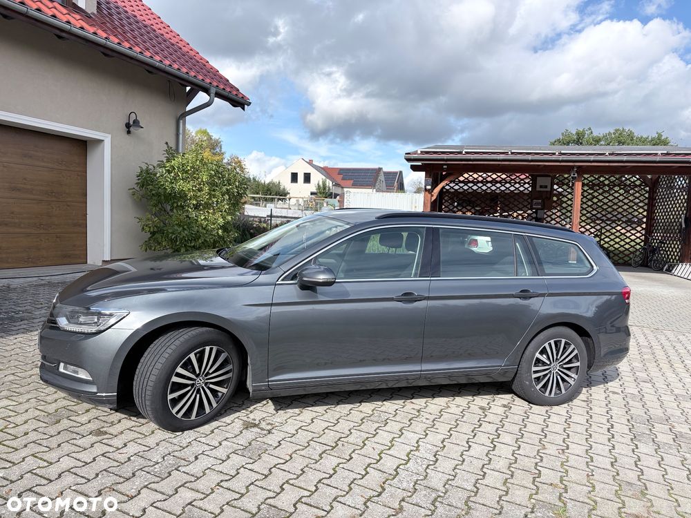 Volkswagen Passat - 14