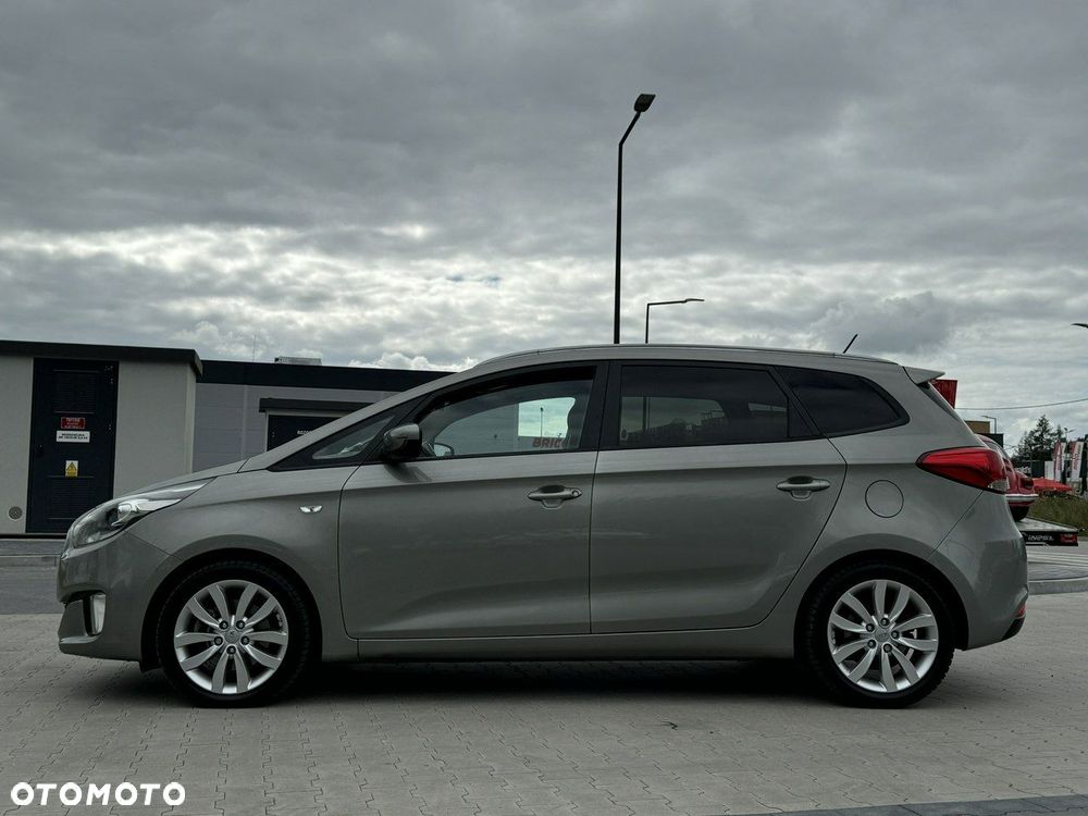 Kia Carens 1.7 CRDi Vision - 6
