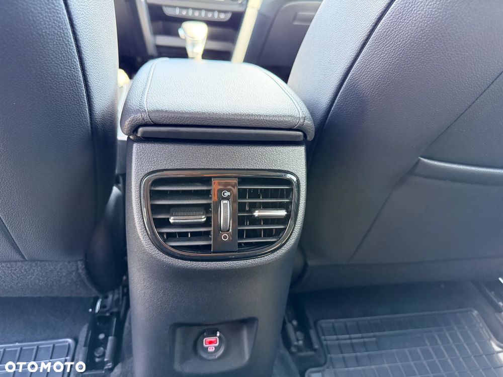Kia Ceed 1.5 T-GDI L Business Line DCT - 16