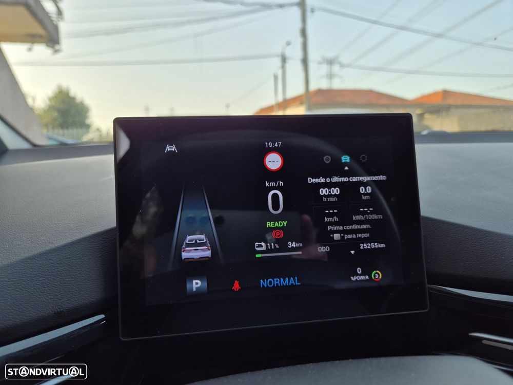 MG MG4 64 kWh Comfort - 24