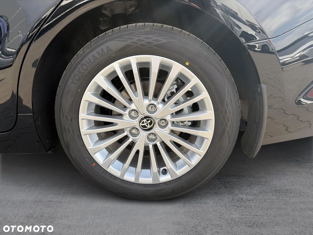 Toyota Camry 2.5 Hybrid Dynamic Force Comfort e-CVT - 19