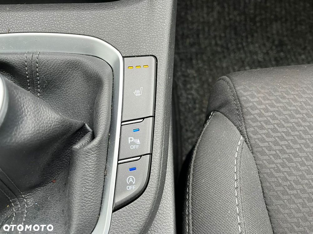 Hyundai i30 - 16