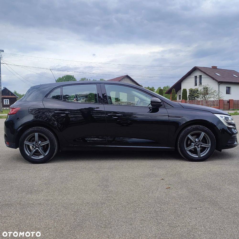 Renault Megane - 5