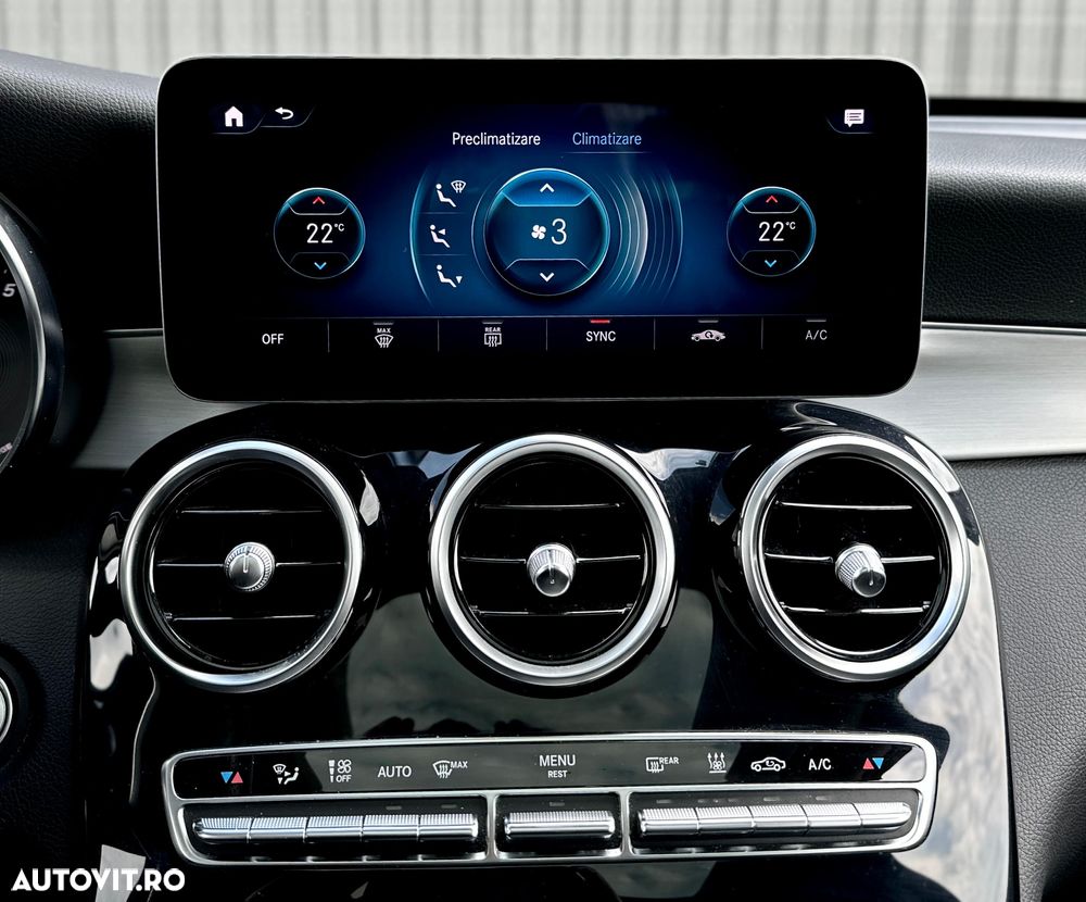 Mercedes-Benz GLC - 24