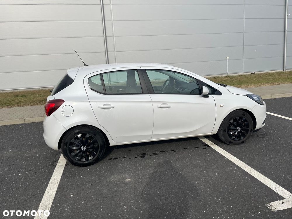 Opel Corsa 1.2 Essentia - 5