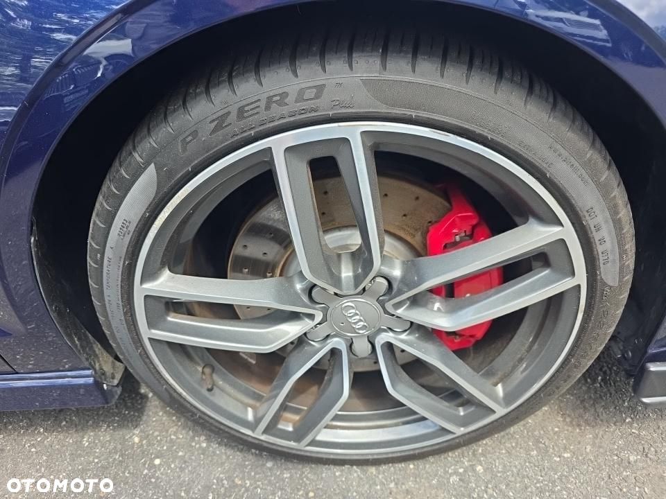 Audi S3 S tronic - 18