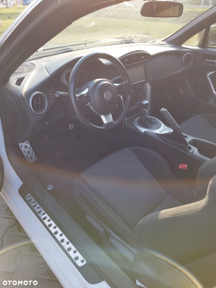 Toyota GT86 2.0 Dynamic - 7