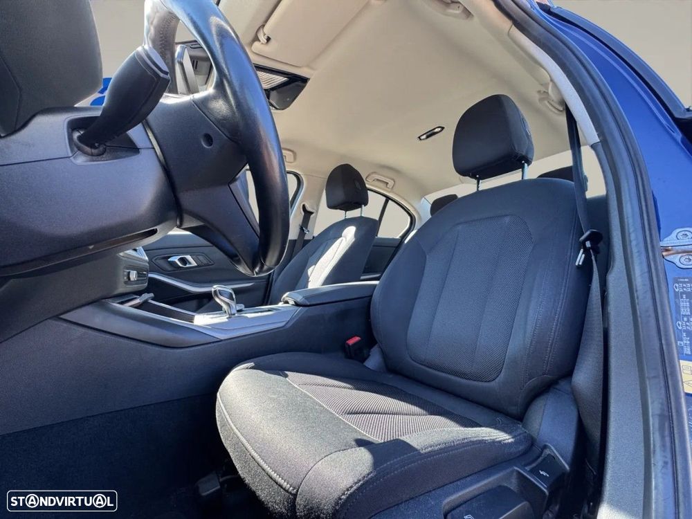 BMW 330 e Corporate Edition Auto - 17