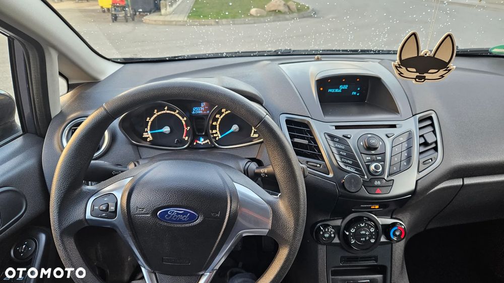 Ford Fiesta - 17