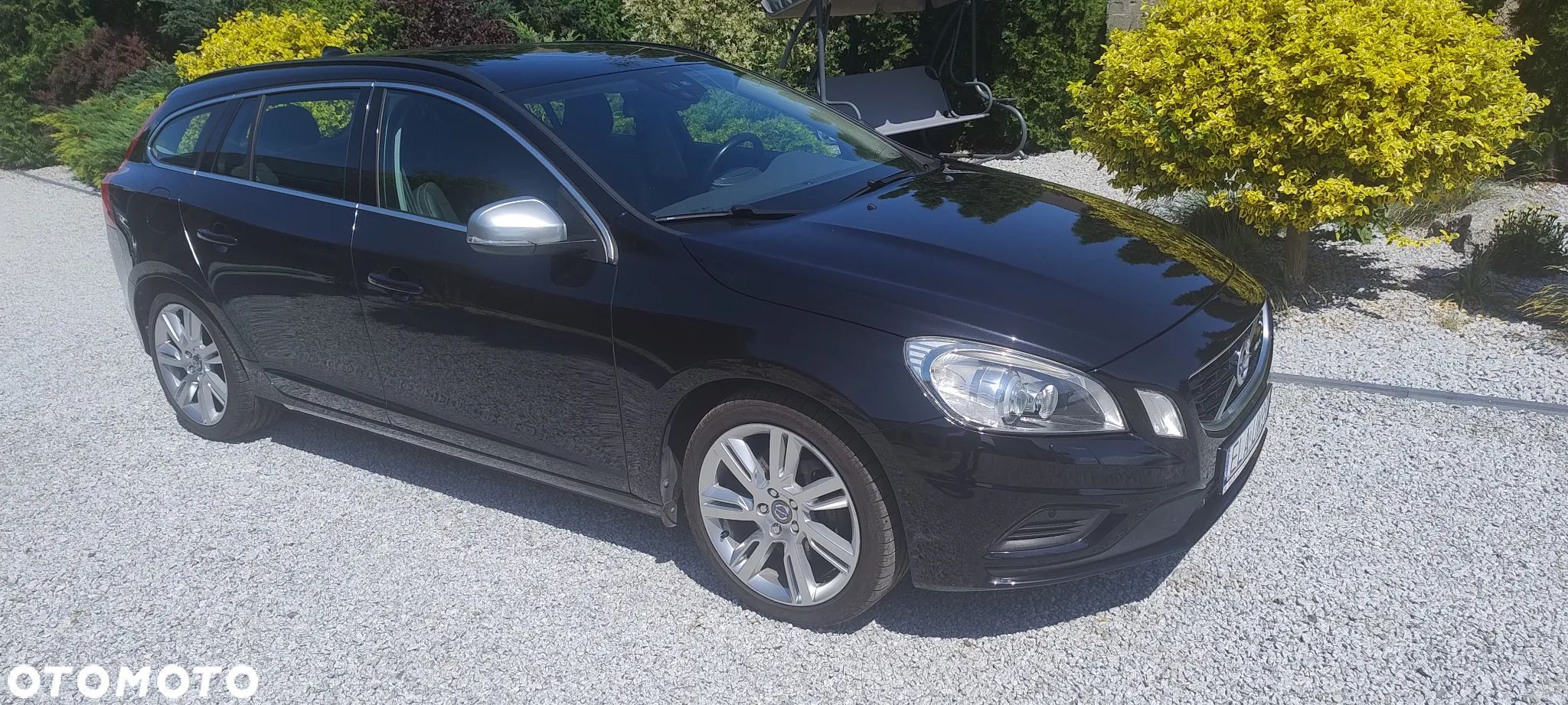 Volvo V60 D5 AWD Geartronic RDesign - 1