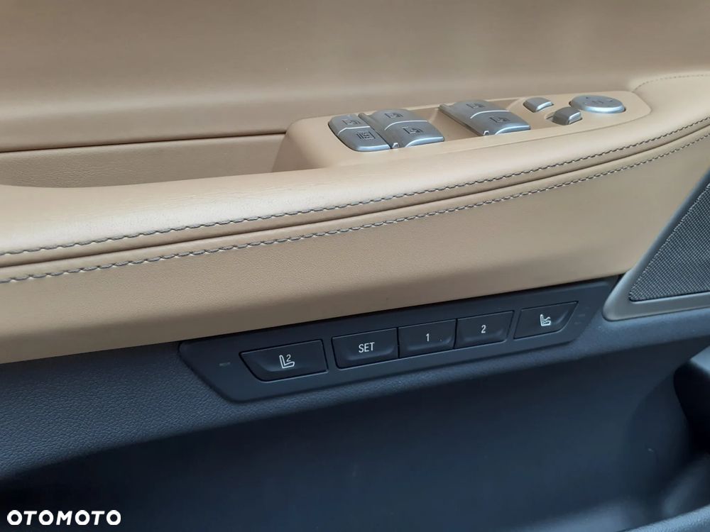 BMW Seria 7 - 29