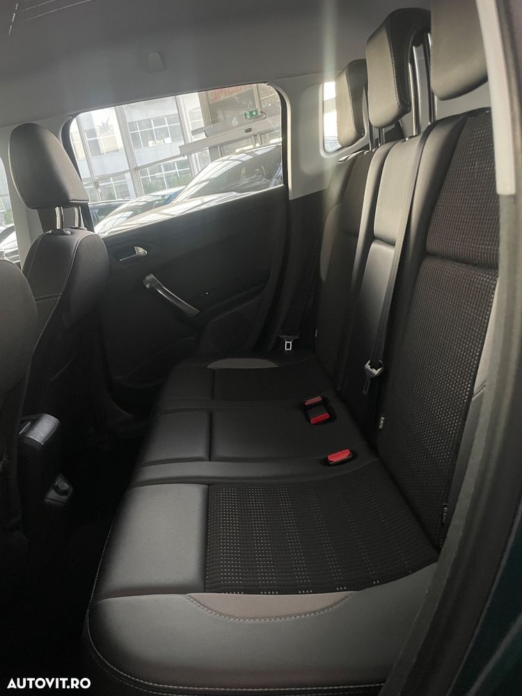 Peugeot 2008 1.2 PureTech Turbo Allure - 26