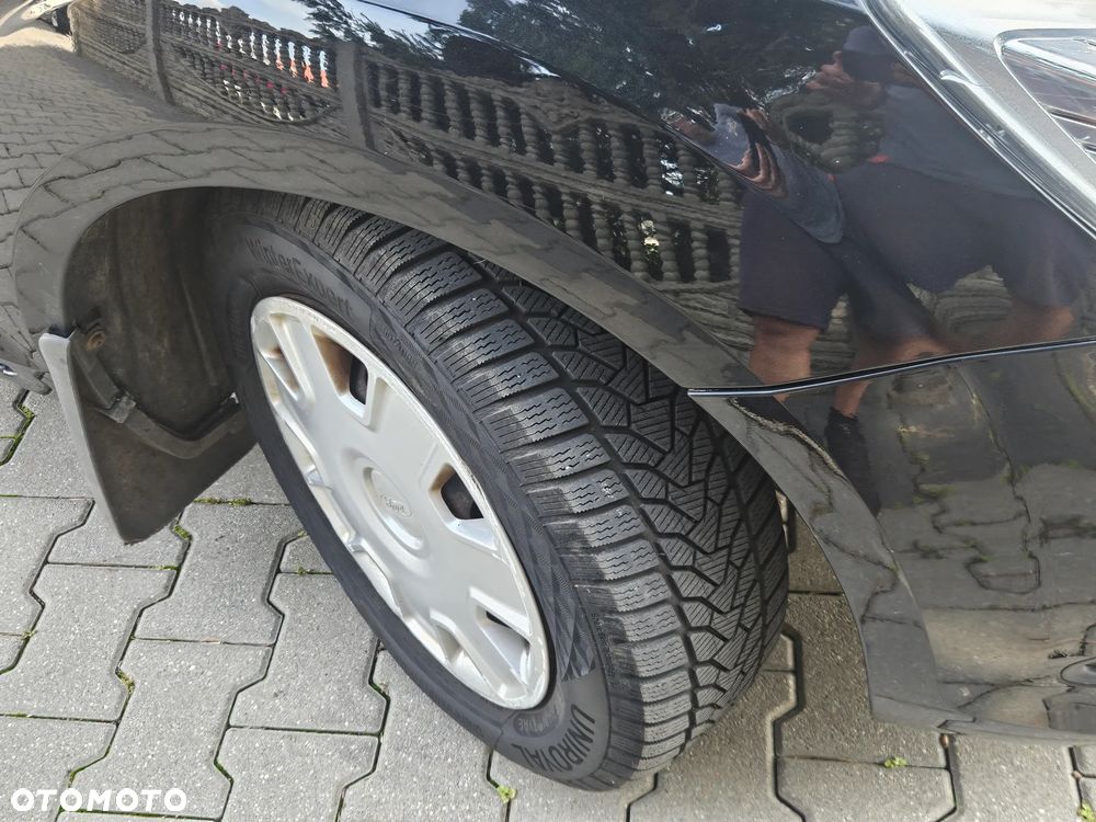 Ford Focus 1.8 FF Ambiente - 10