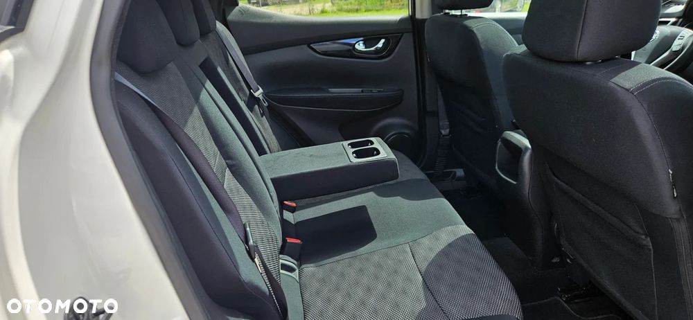 Nissan Qashqai 1.5 dCi Tekna - 23