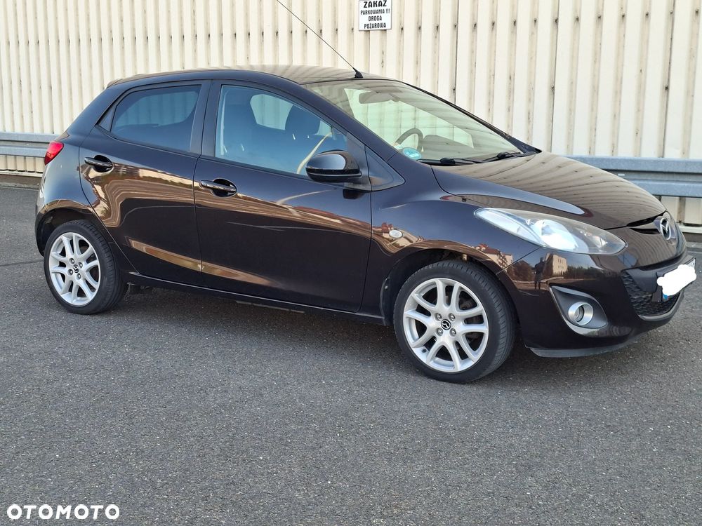 Mazda 2 - 8